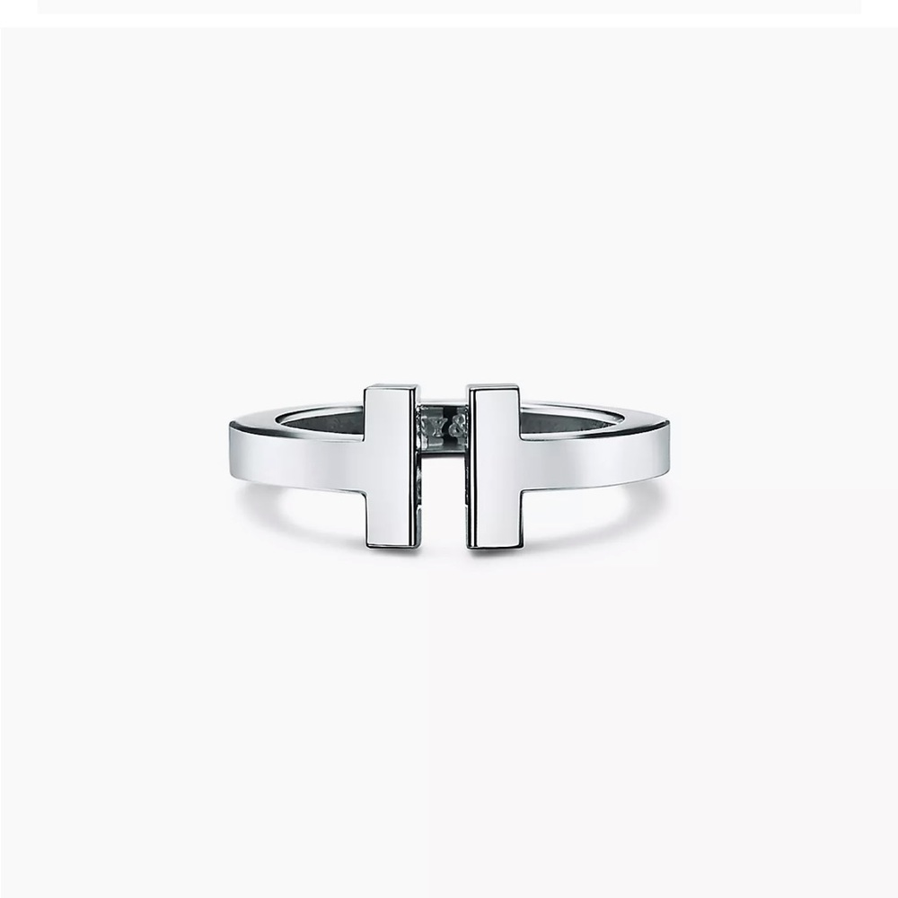 Tiffany T Square Ring in Silver Size 6